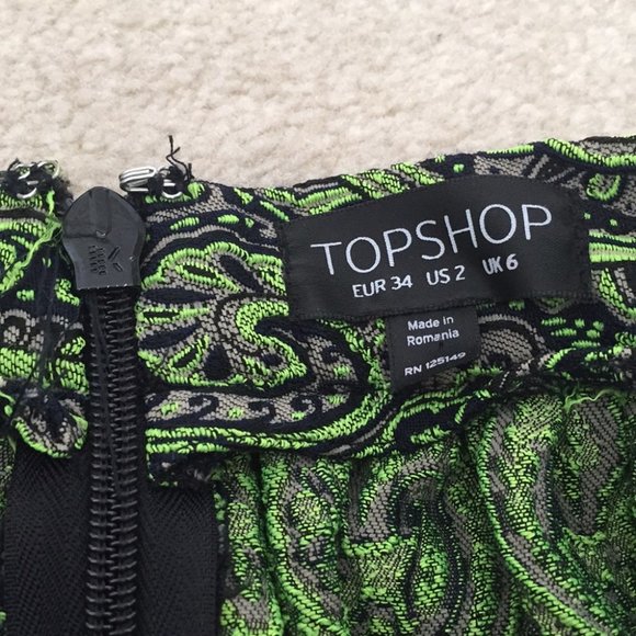 Topshop Paisley Skirt! - Picture 4 of 6